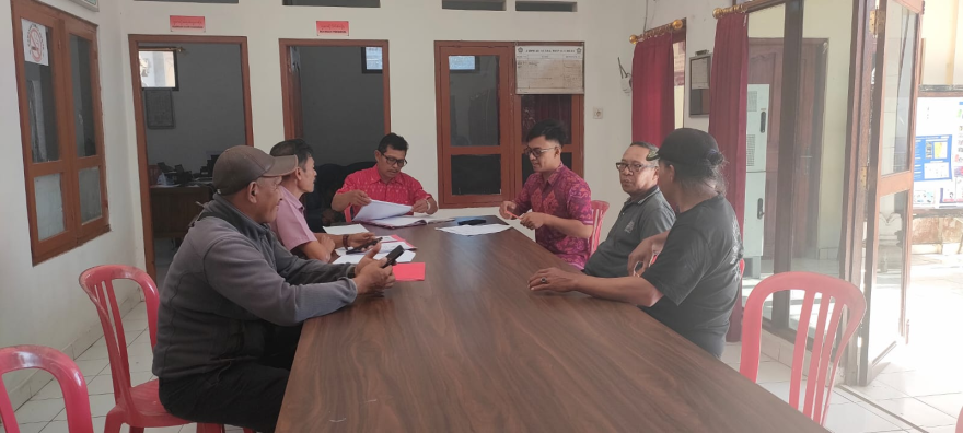Selasa Tgl : 2 September 2025 Rapat Pertemuan TPK Jalan Munduk Poh (Banjar Dinas Bendul) bersama Bapak Sekdes, Bapak Kawil Bendul dan Kasi Kesra